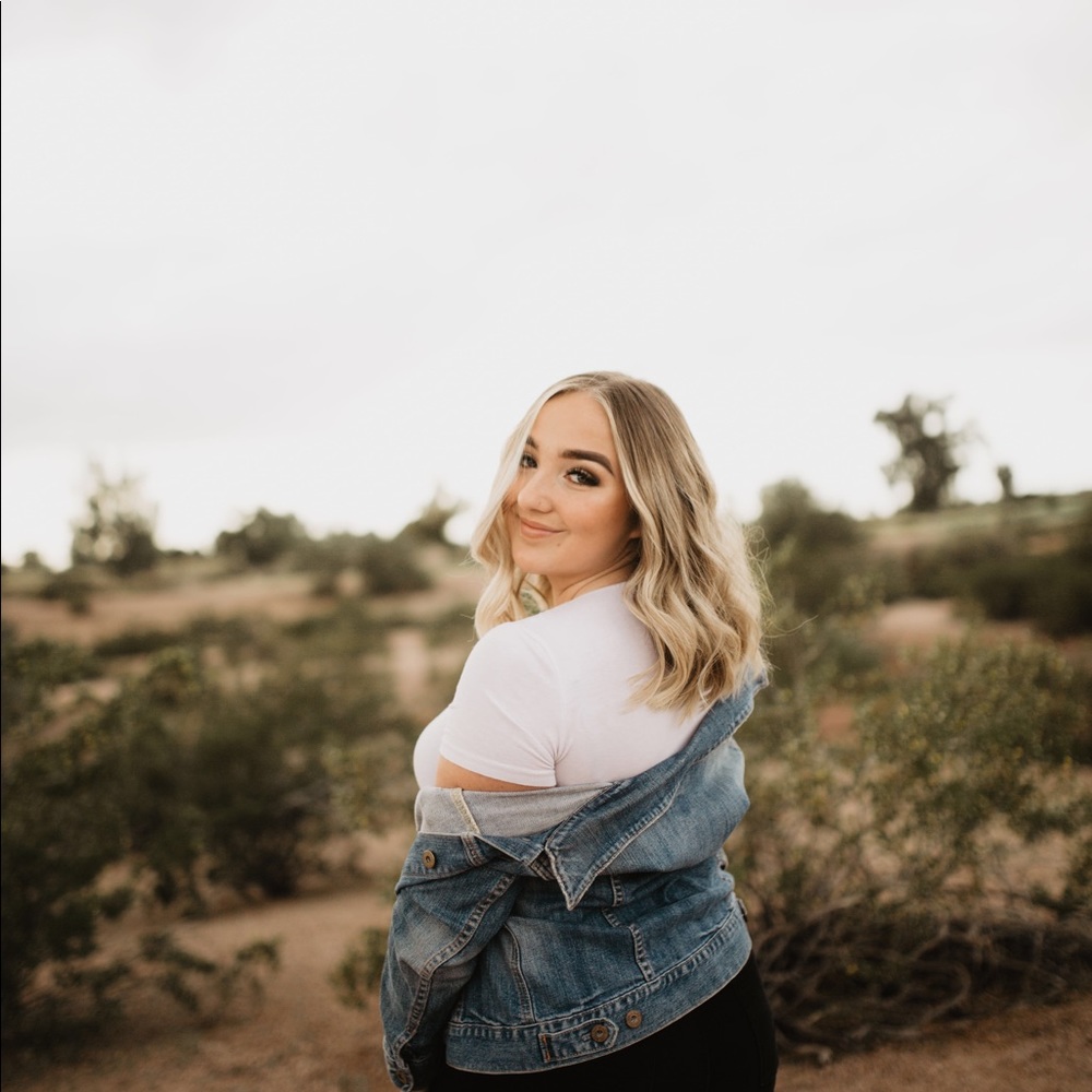 Meet your Posher, Jessica